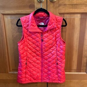 Northface thermoball vest. Size M